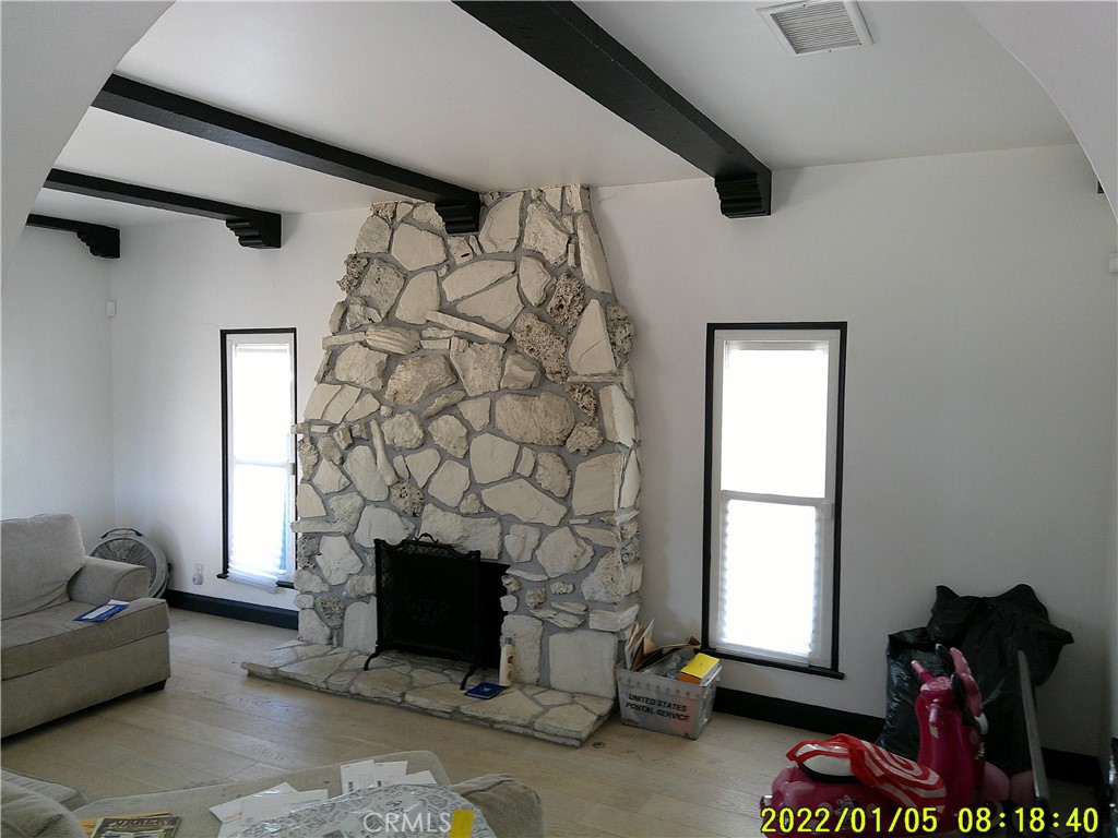 1456 W 89th Property Photo 4