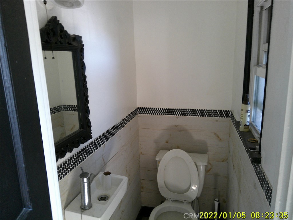 1456 W 89th Property Photo 16