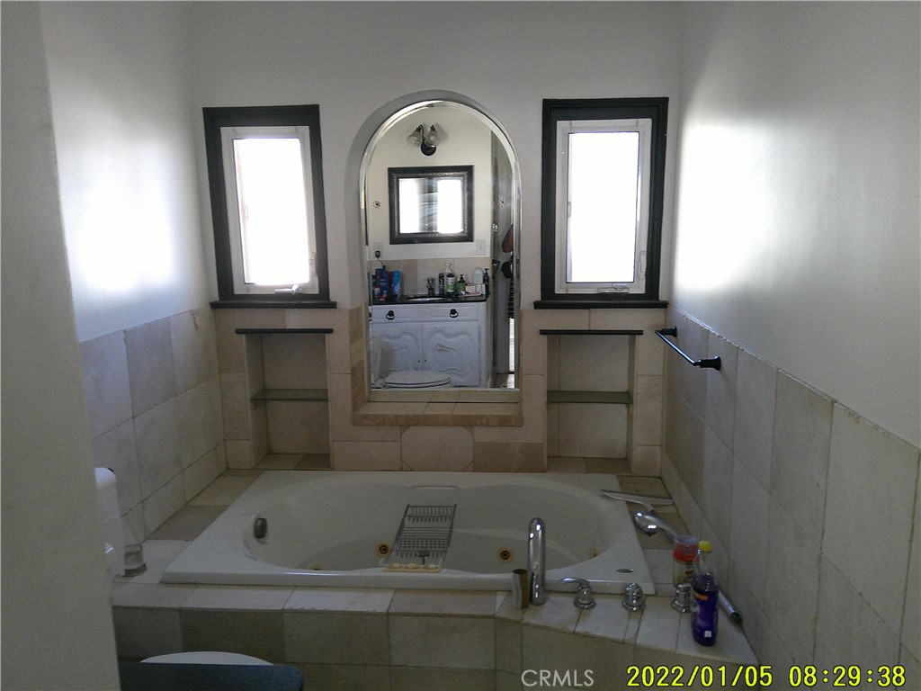 1456 W 89th Property Photo 26