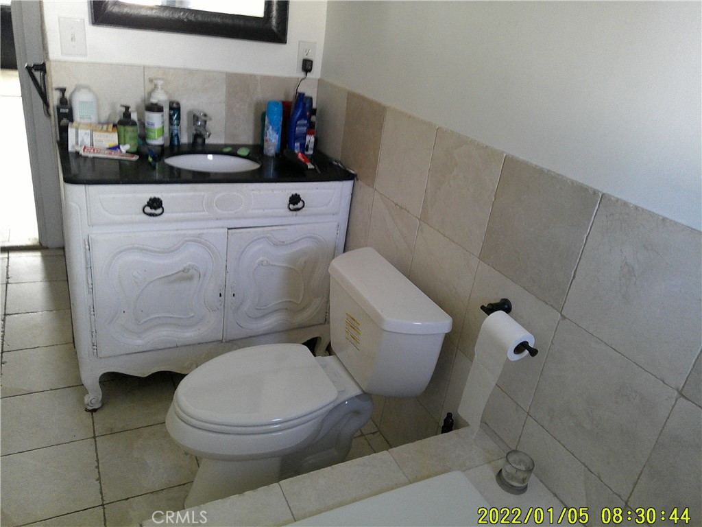 1456 W 89th Property Photo 28