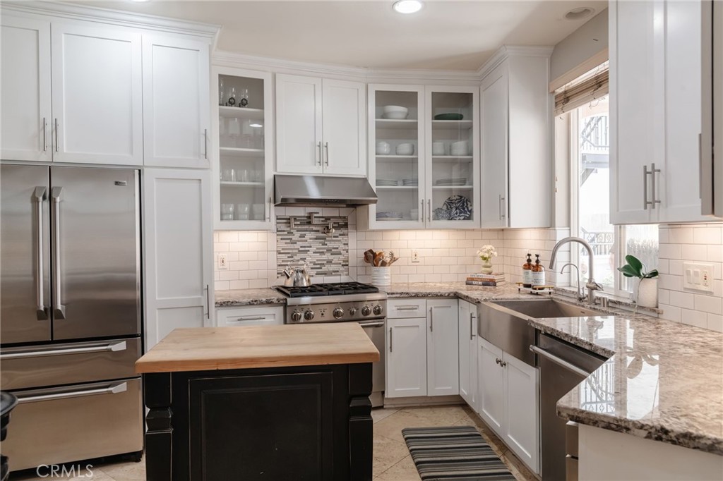 230 Ardmore Avenue Property Photo 8