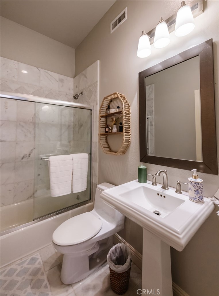 230 Ardmore Avenue Property Photo 22