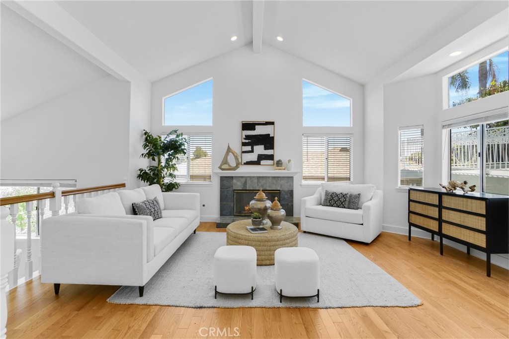 24643 Via Valmonte Property Photo 2