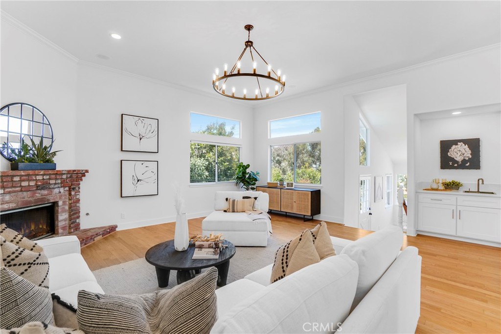 24643 Via Valmonte Property Photo 4