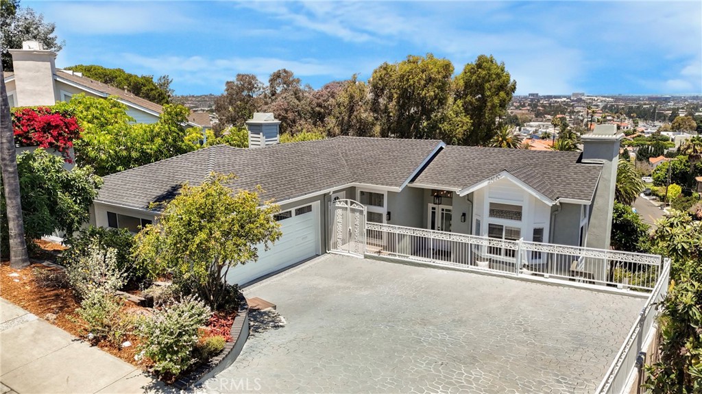 24643 Via Valmonte Property Photo 8