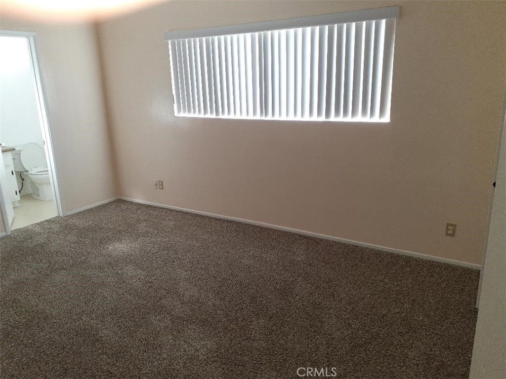 15414 Larch Property Photo 5