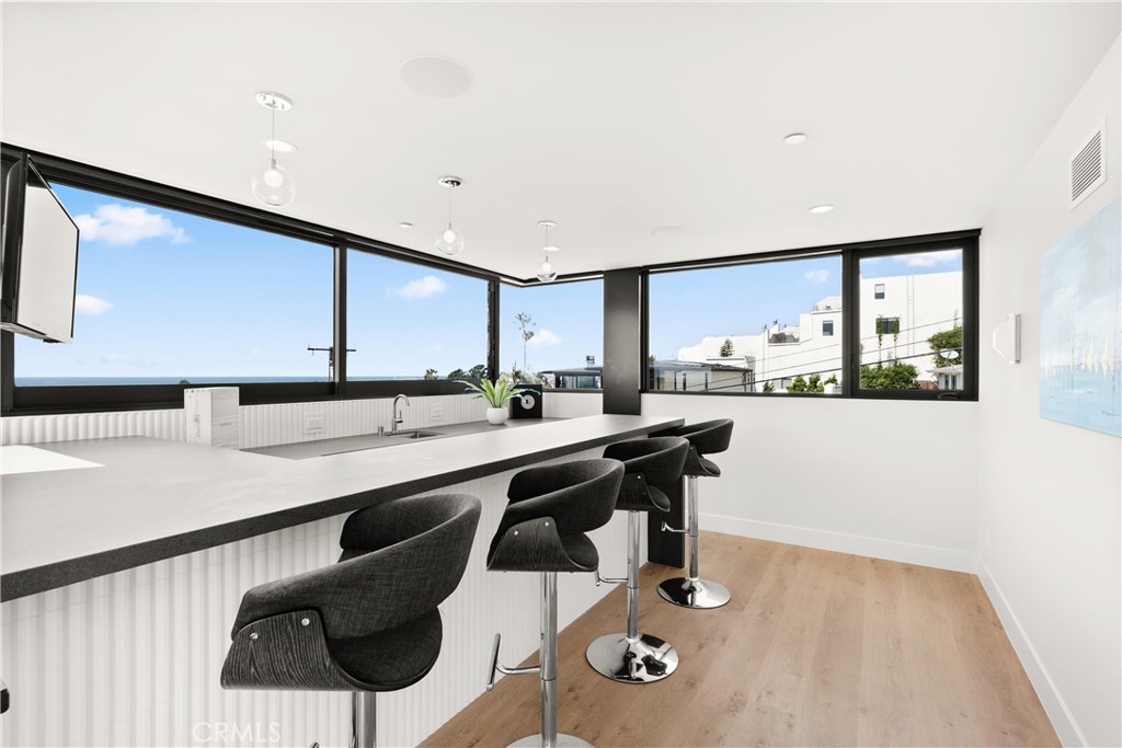 724 24th Place Property Photo 23