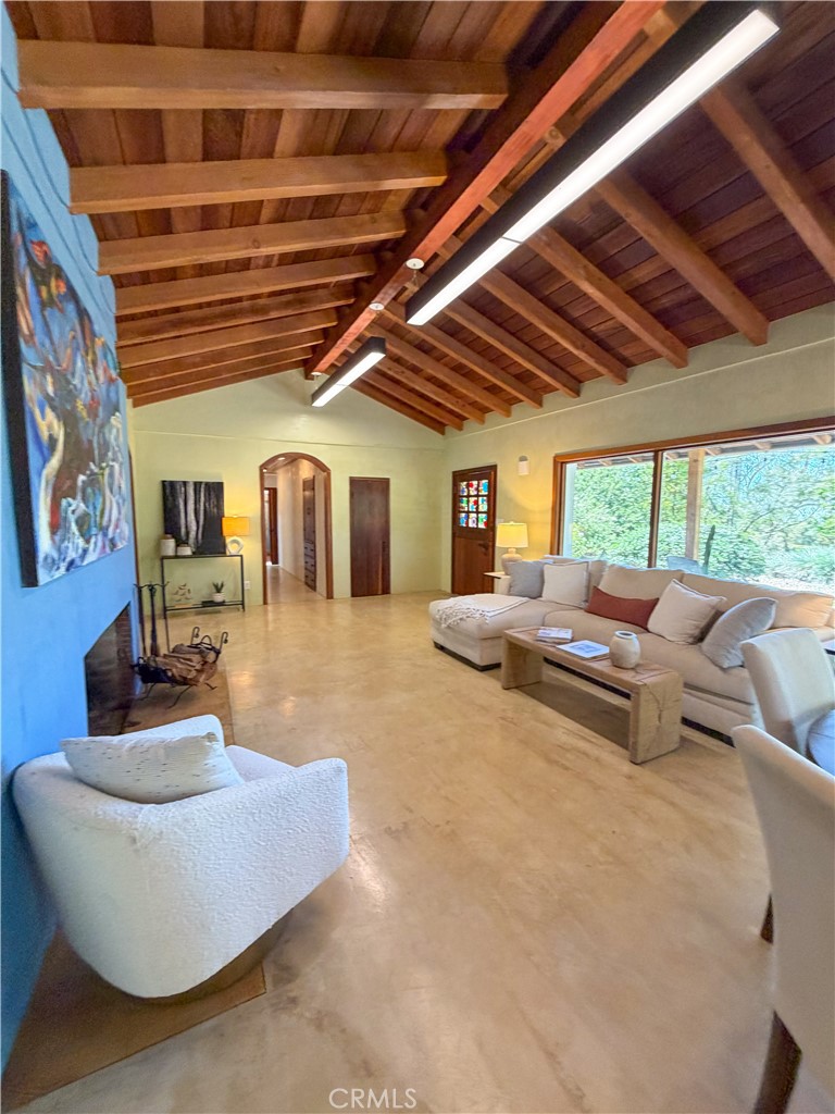 2 Chuckwagon Property Photo 15