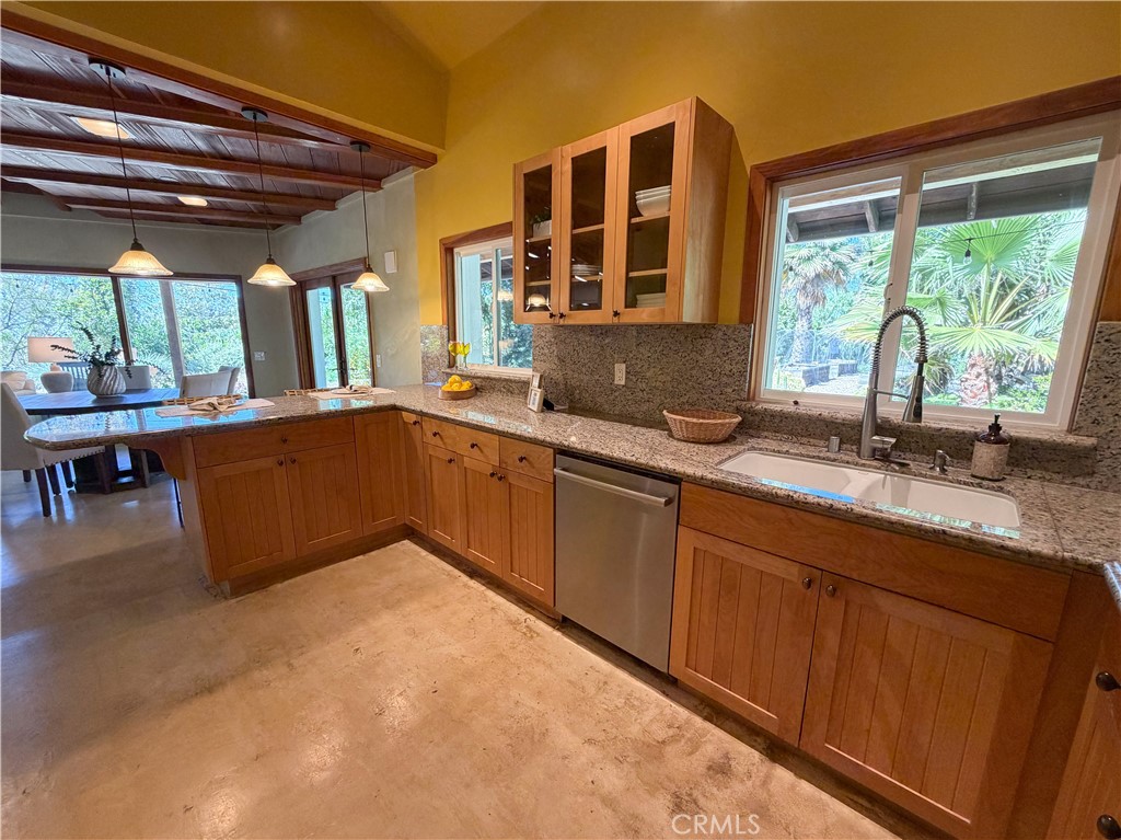 2 Chuckwagon Property Photo 16