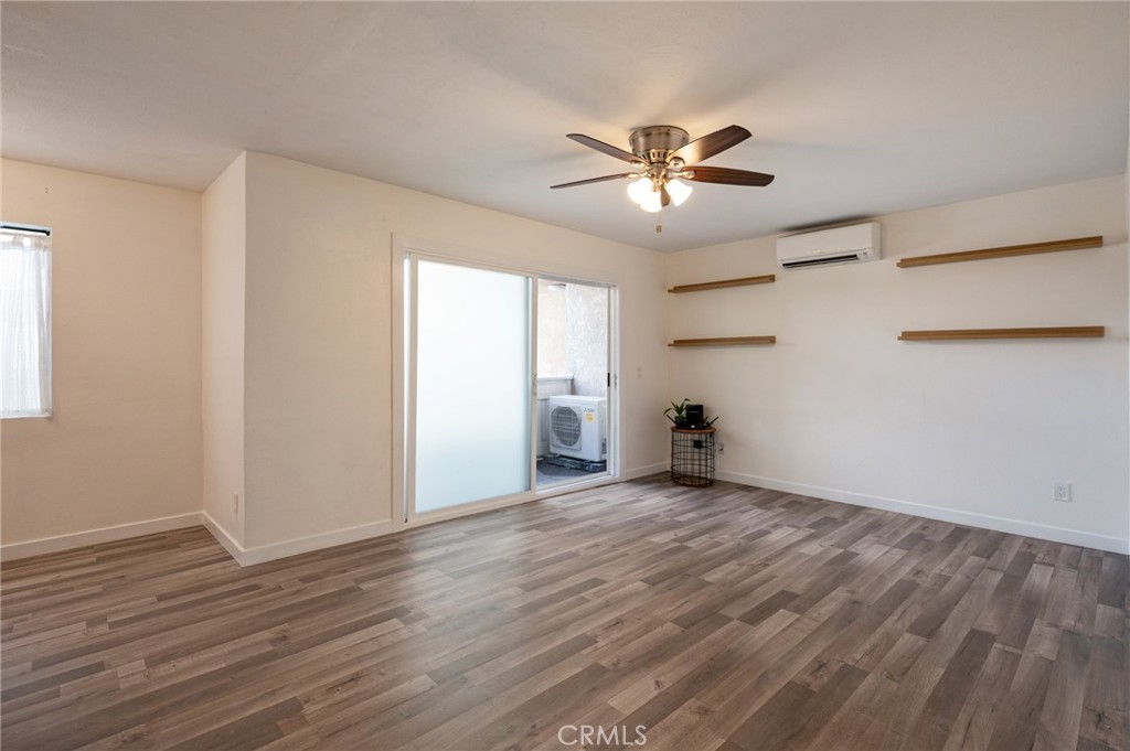 1723 Cedar 103 Property Photo 4