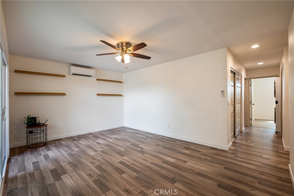 1723 Cedar 103 Property Photo 5
