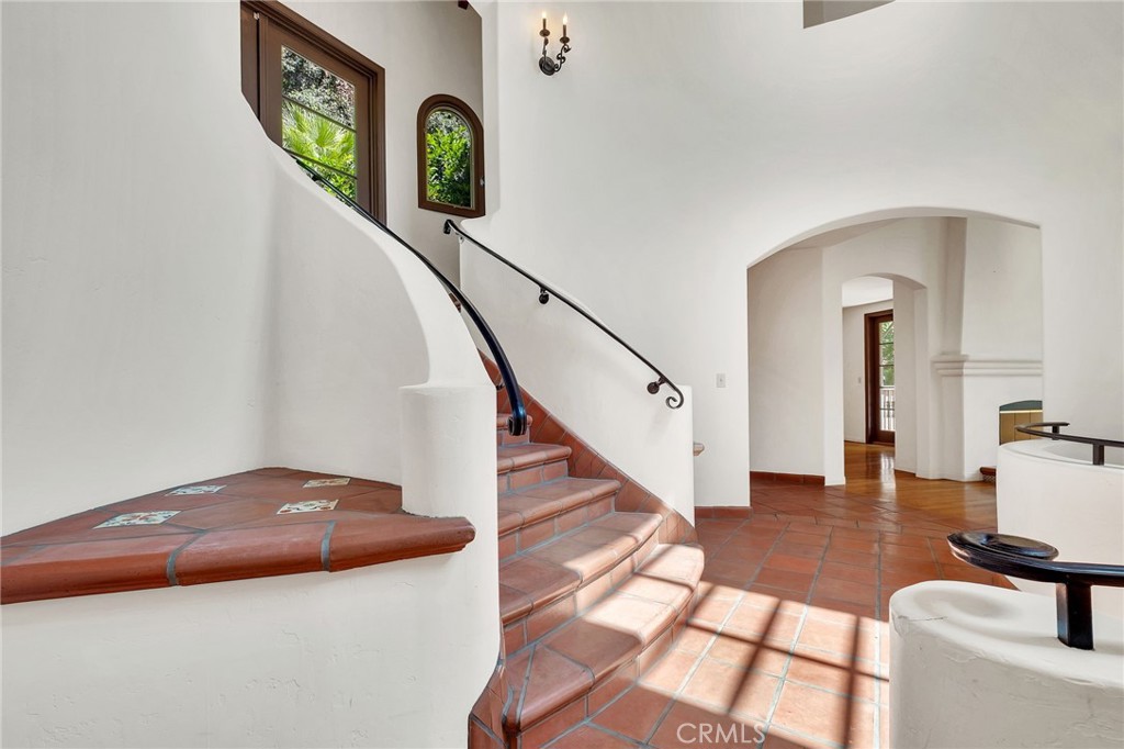 1345 Indiana Property Photo 18