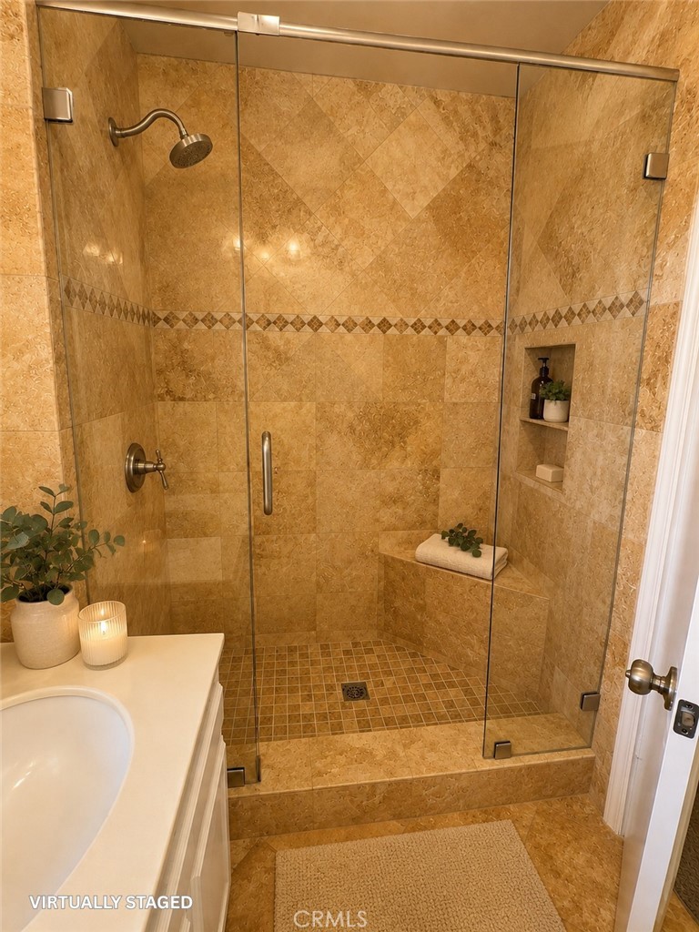16121 Olivemill Property Photo 17