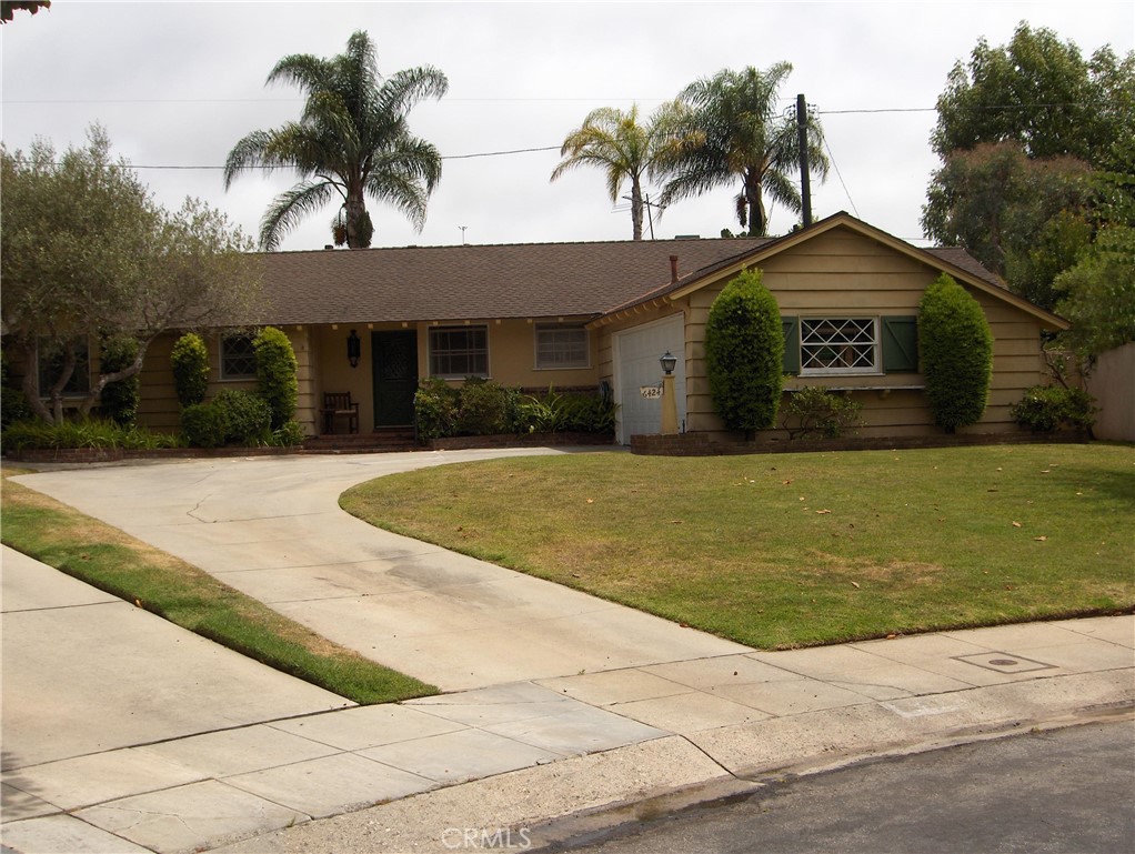 6424 Hedding St. Property Photo 1
