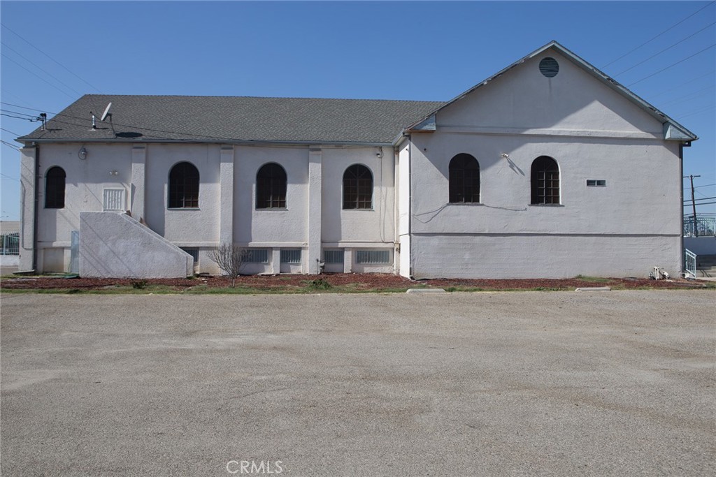 1226 W Compton Property Photo 3