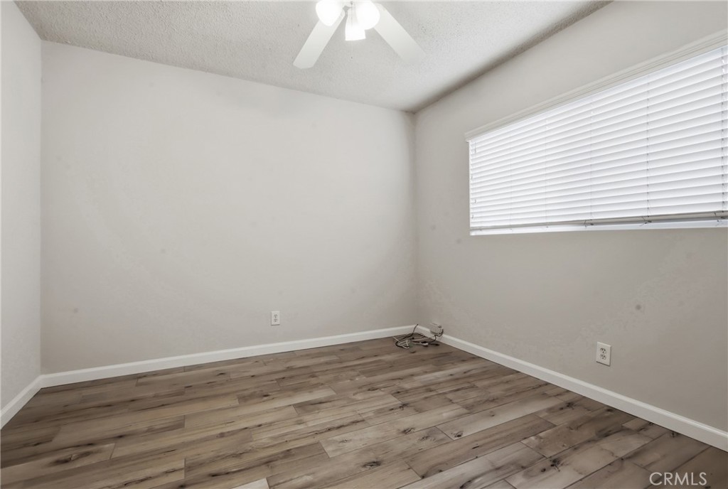 2311 Vanderbilt Ln. Property Photo 20