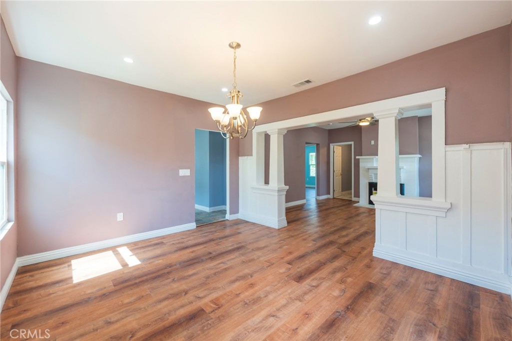 2041 W 29th Place Property Photo 13