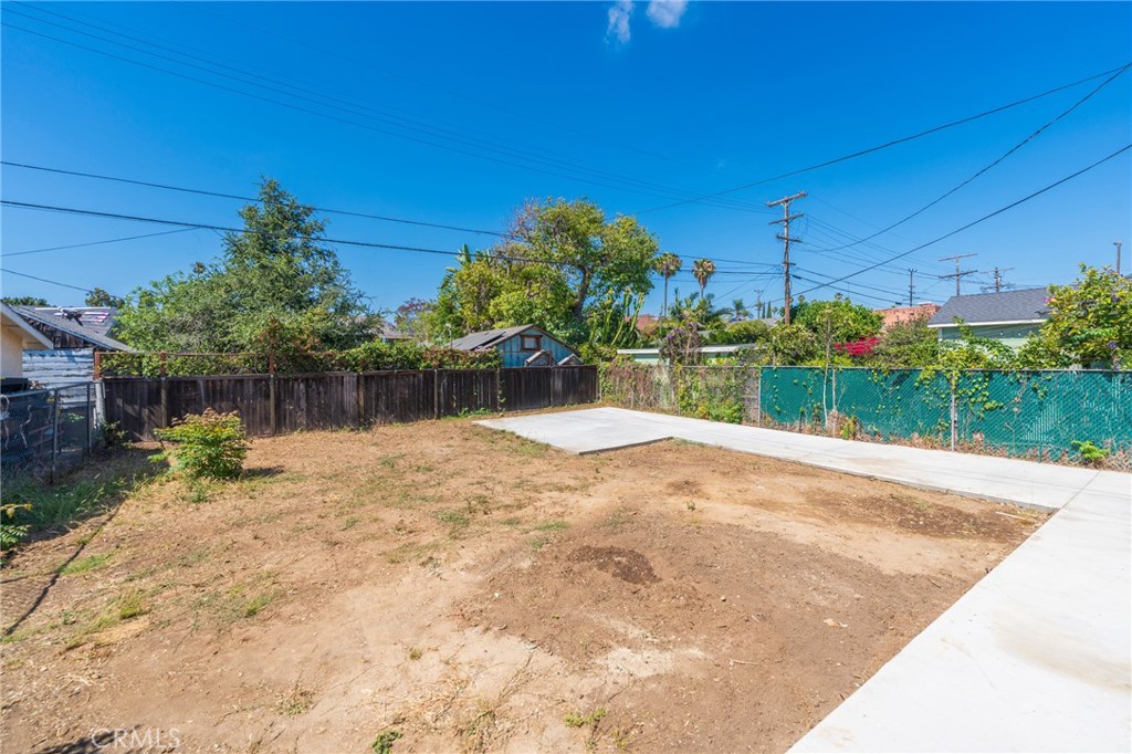 2041 W 29th Place Property Photo 33