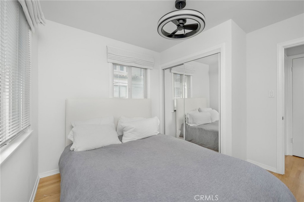 1016 The Strand Property Photo 46