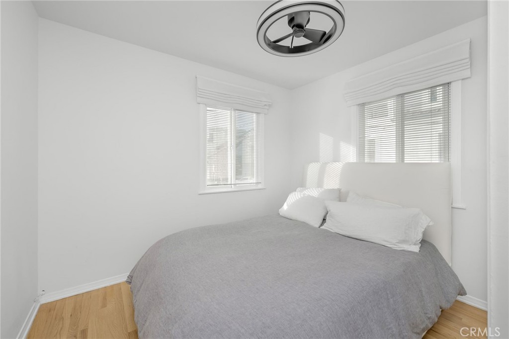 1016 The Strand Property Photo 47