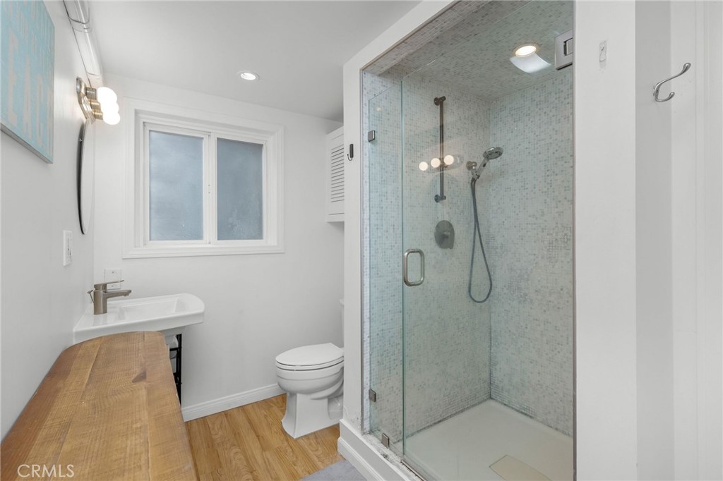 1016 The Strand Property Photo 48