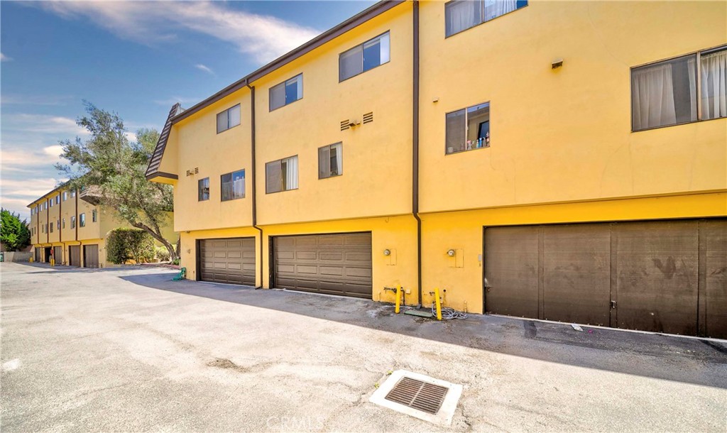 3467 171st Property Photo 2
