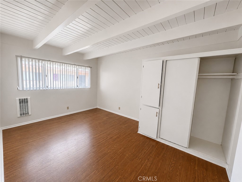 2102 S Pacific Ave 14 Property Photo 3