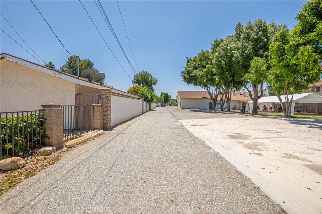 13212 Francisquito Property Photo 2