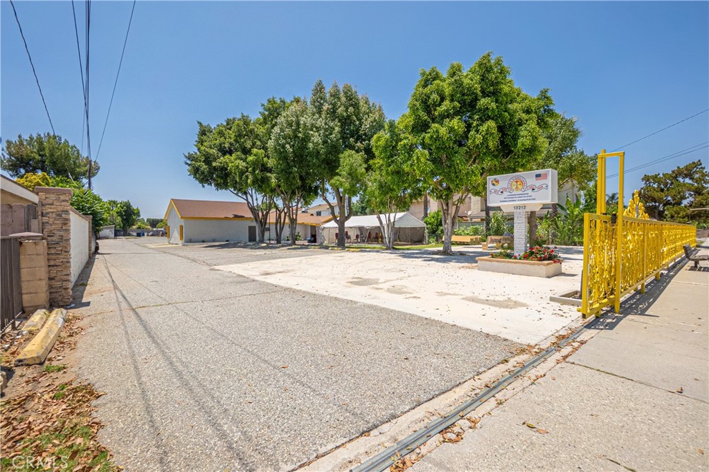 13212 Francisquito Property Photo 3