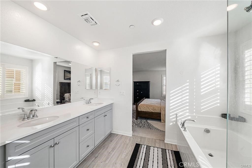 16057 Tanzinite Lane Property Photo 15