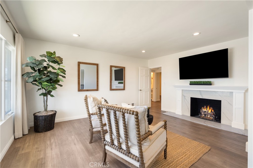 29411 N Enrose Property Photo 28
