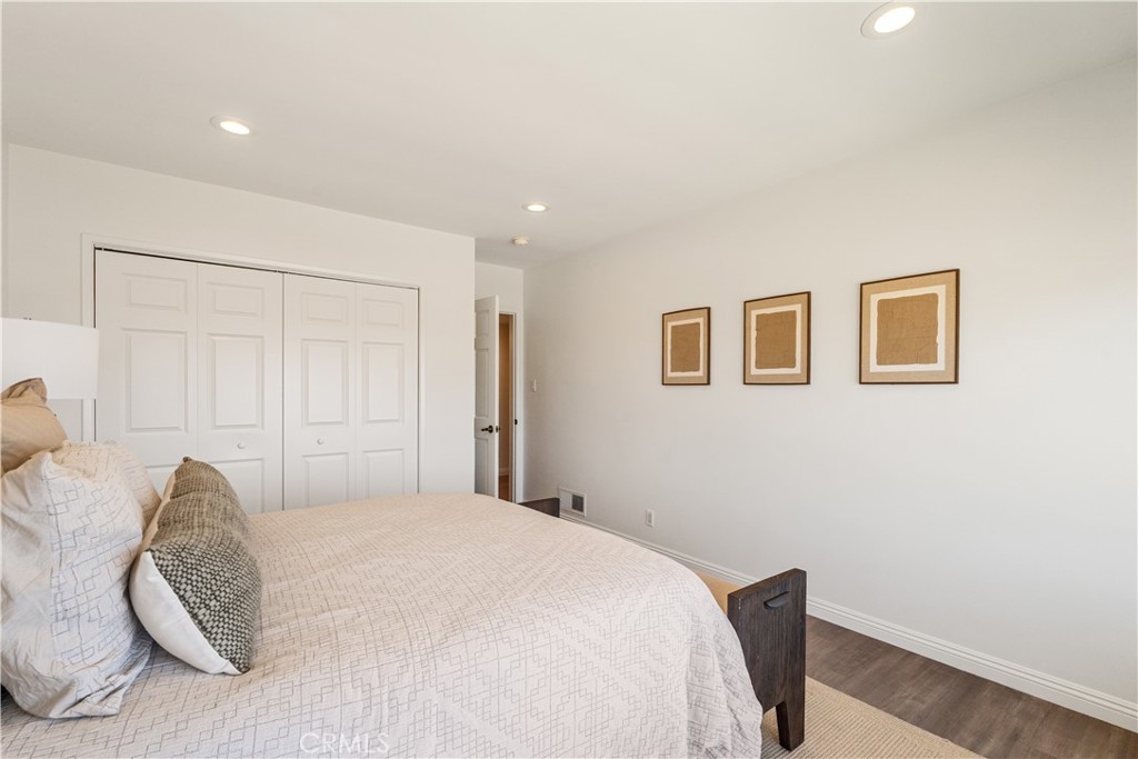 29411 N Enrose Property Photo 31
