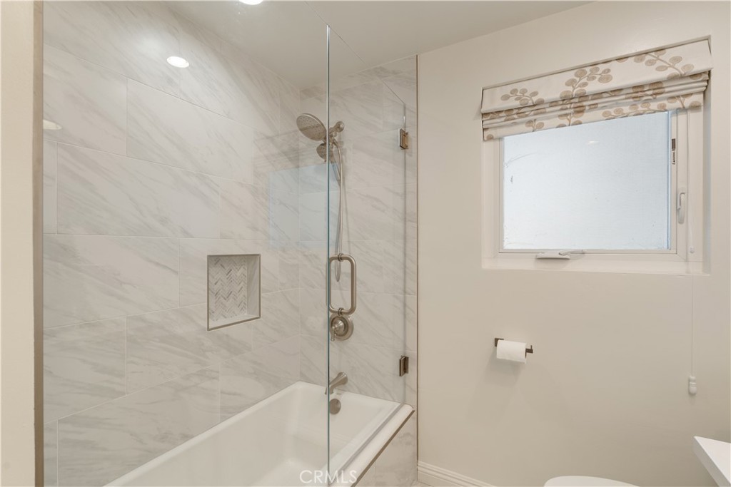 29411 N Enrose Property Photo 33