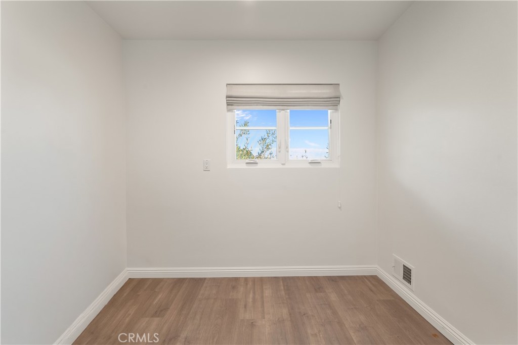 29411 N Enrose Property Photo 42