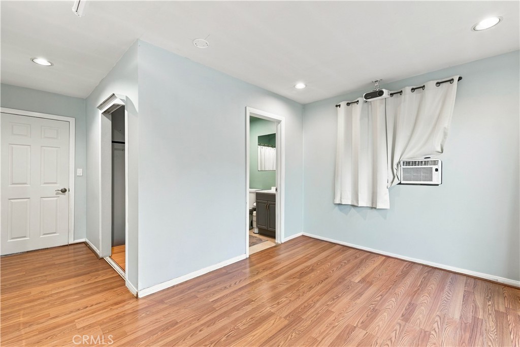 233 E Louise Street Property Photo 15