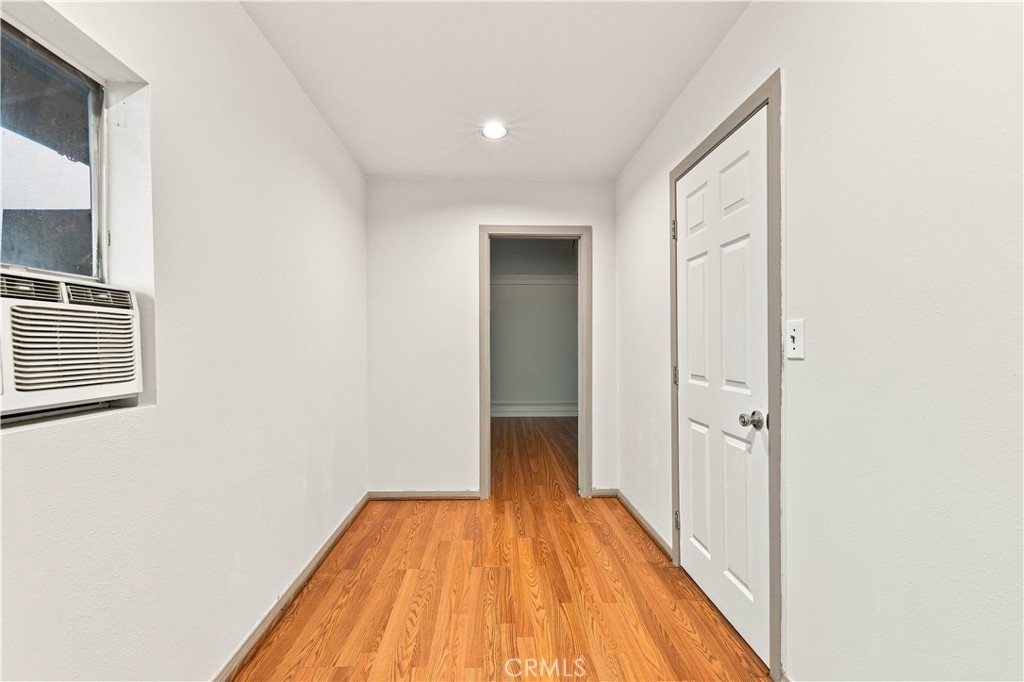 233 E Louise Street Property Photo 23