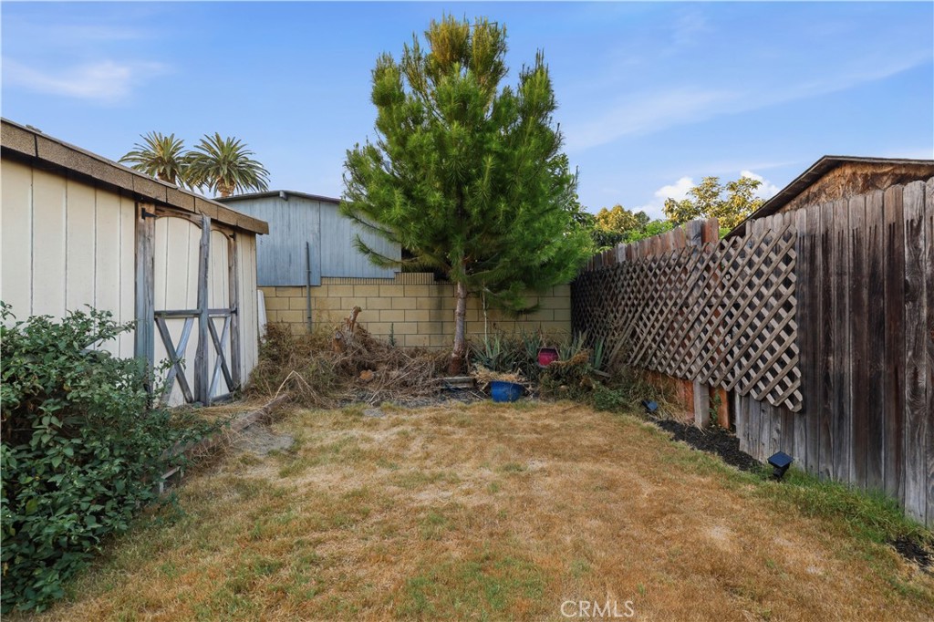 233 E Louise Street Property Photo 31