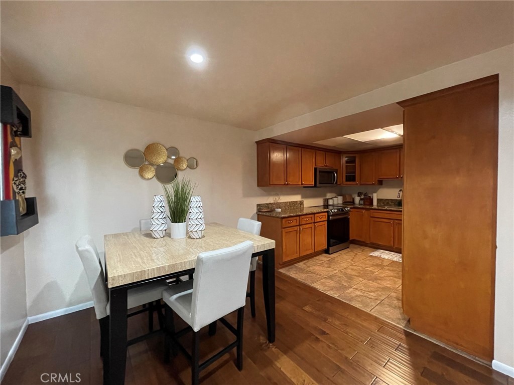 3500 W Manchester Boulevard 195 Property Photo 9