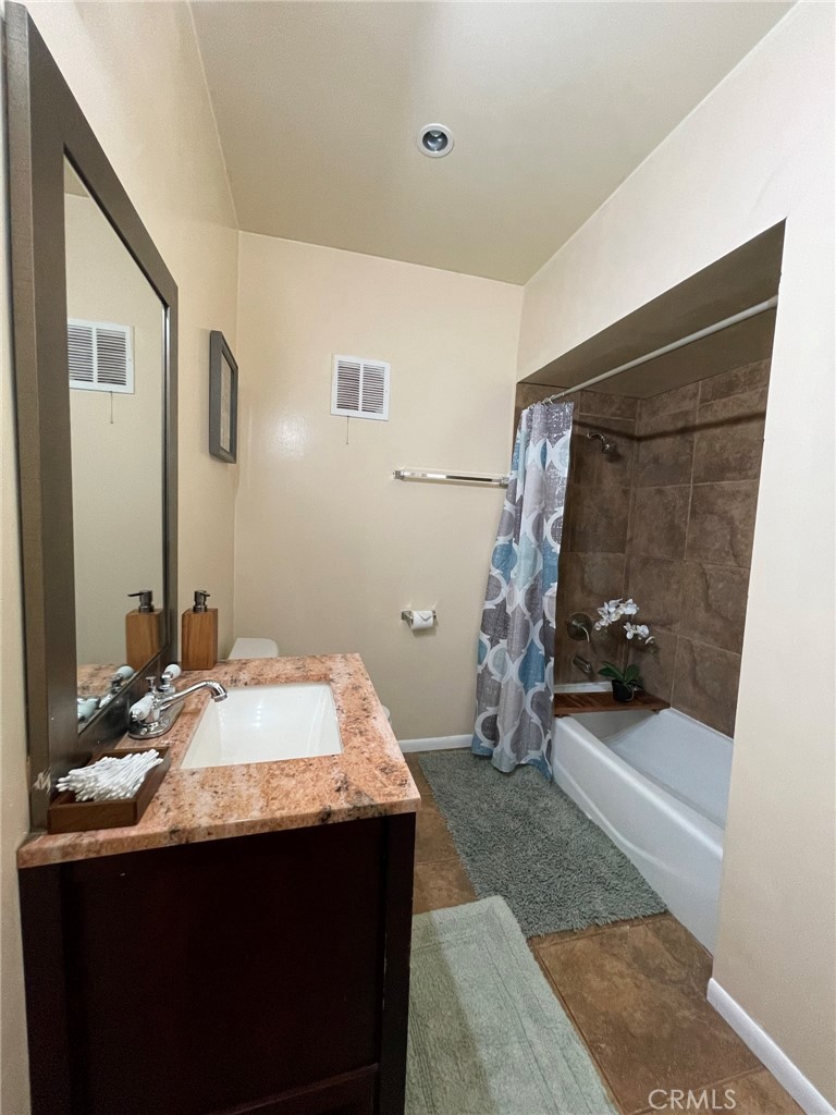 3500 W Manchester Boulevard 195 Property Photo 22
