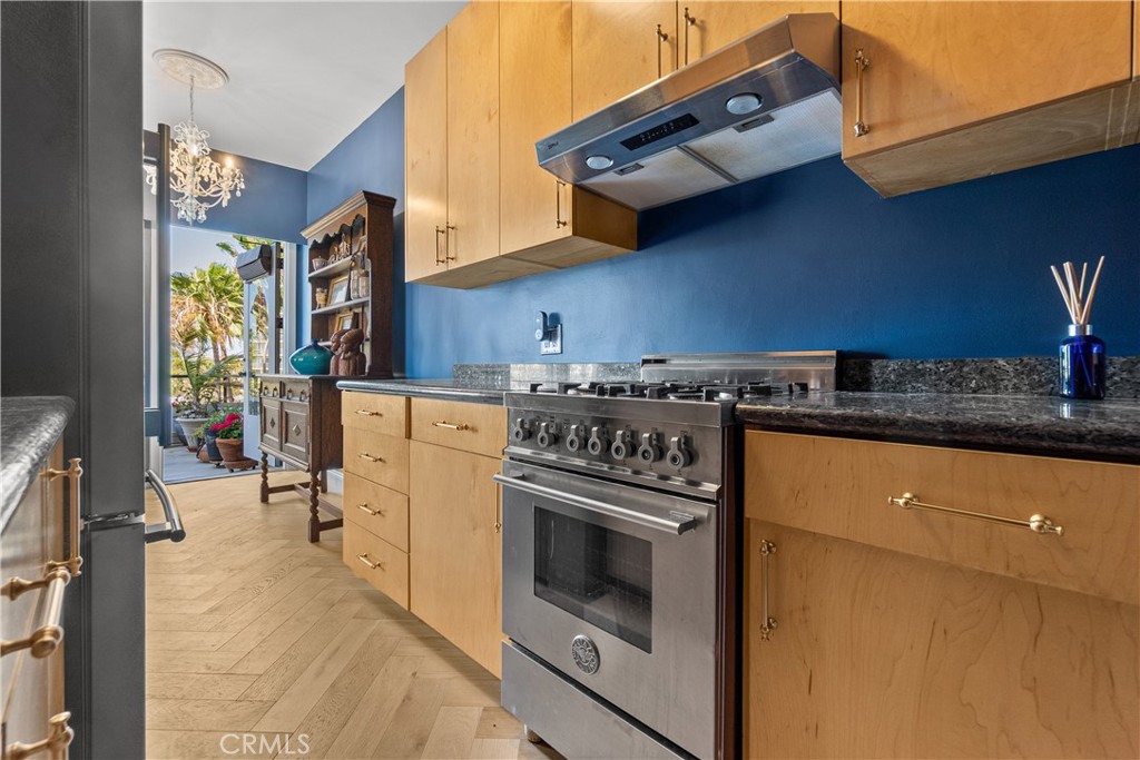 800 E Ocean Blvd 201 Property Photo 16