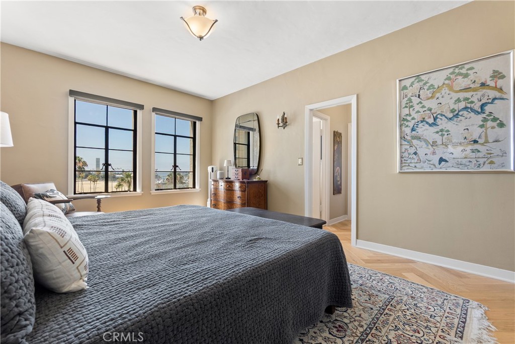 800 E Ocean Blvd 201 Property Photo 38