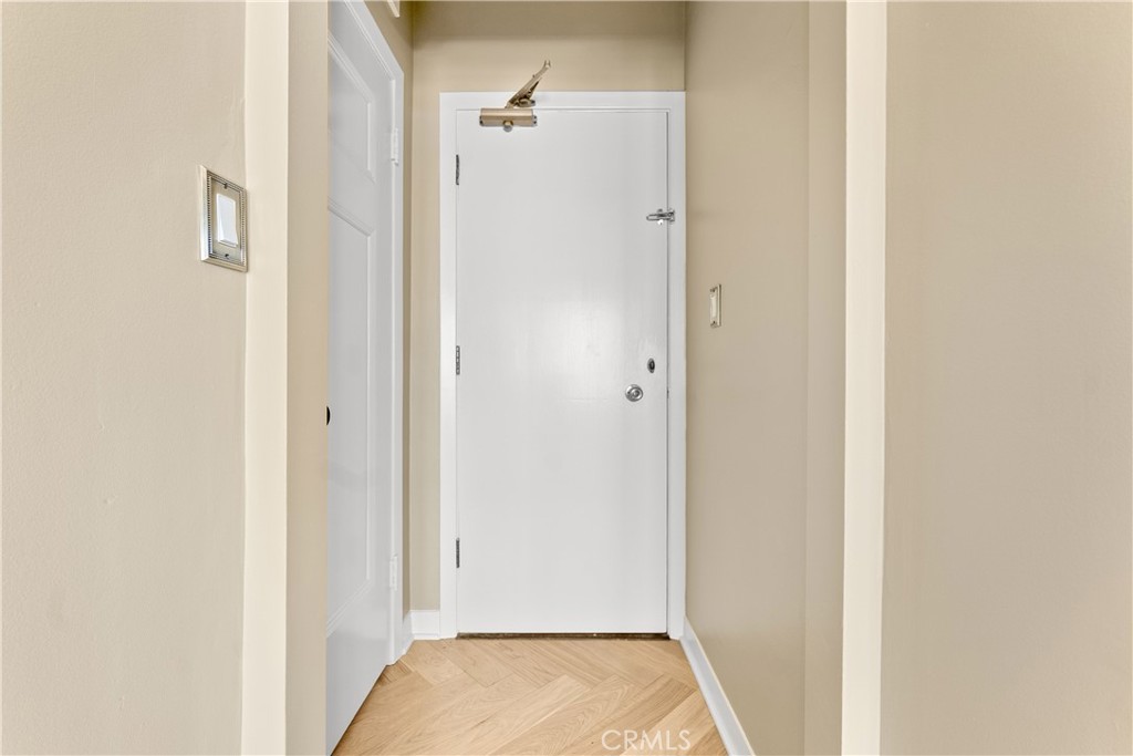 800 E Ocean Blvd 201 Property Photo 39