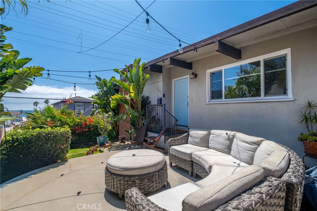 123 22nd Property Photo 5