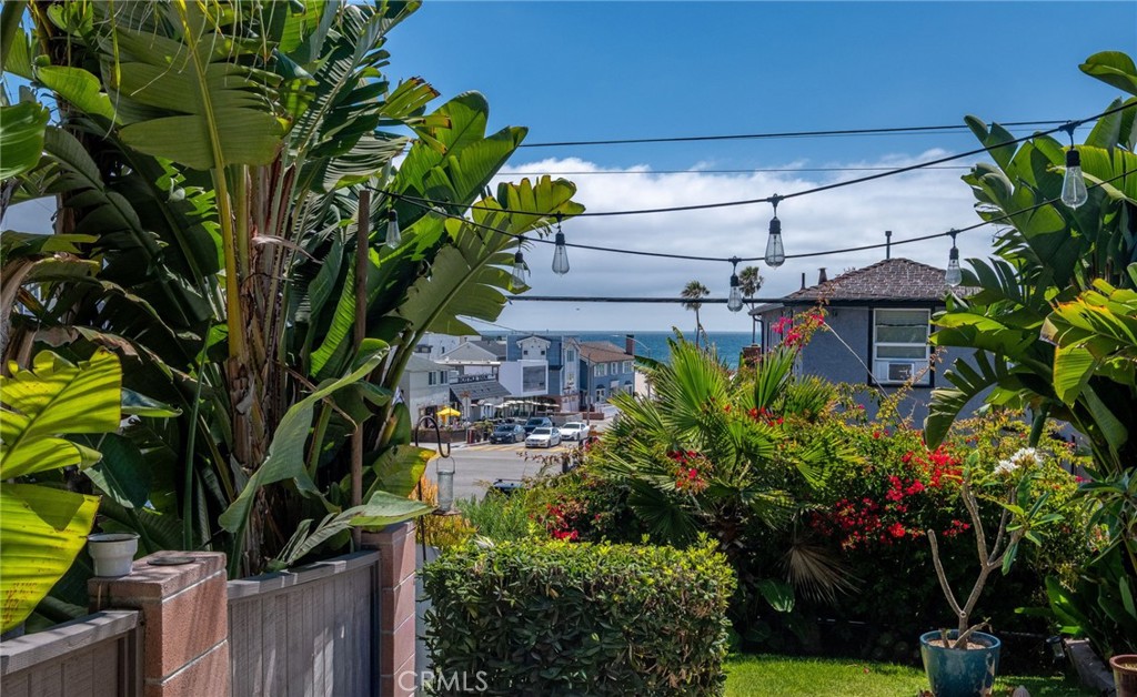 123 22nd Property Photo 6