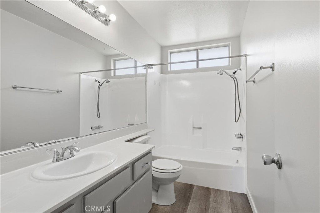 25930 Narbonne Avenue 114 Property Photo 31