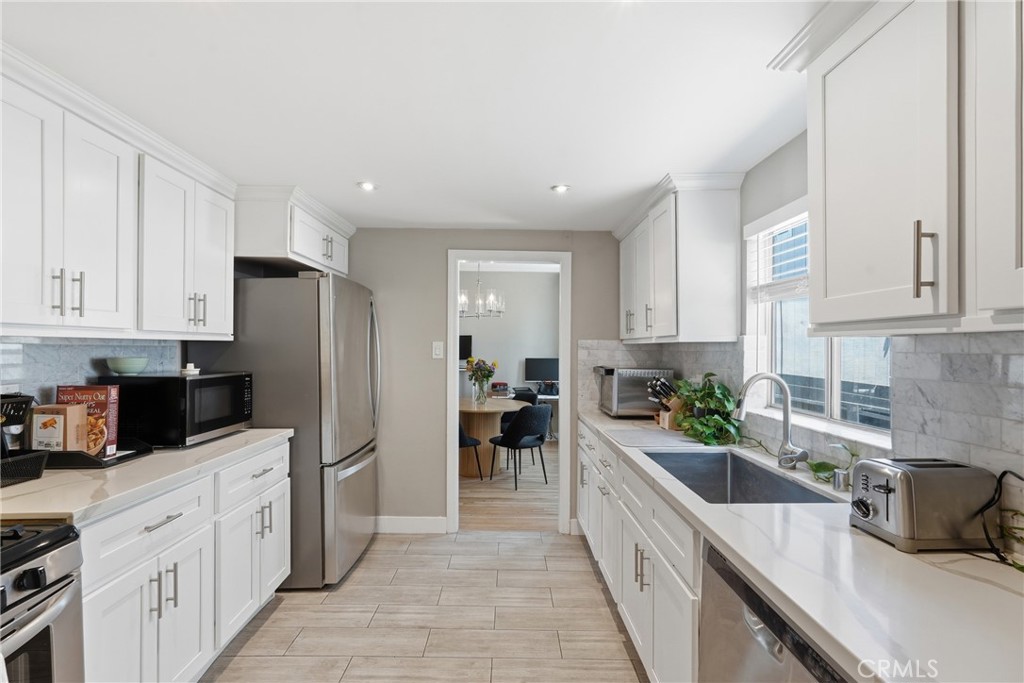 1224 24th Property Photo 10
