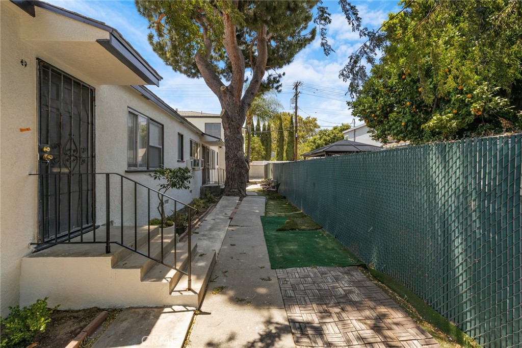 1515 N Hollywood Property Photo 38