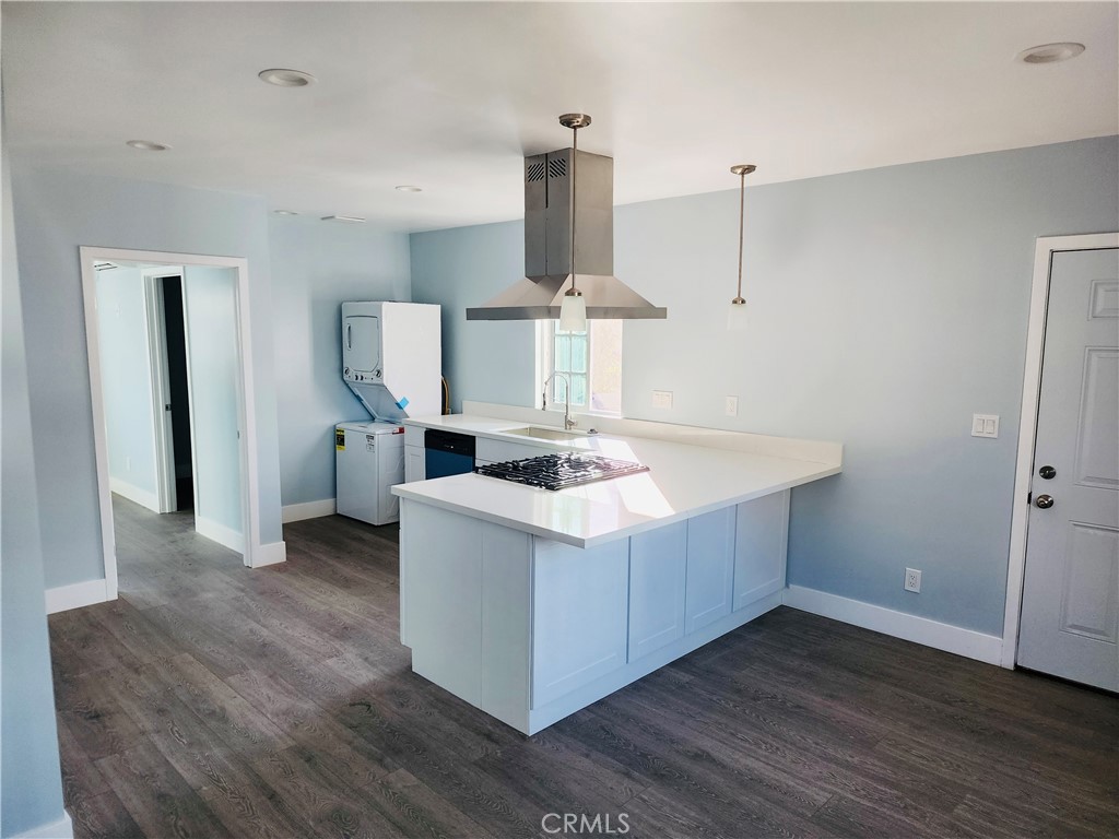 8645 Wakefield Property Photo 4