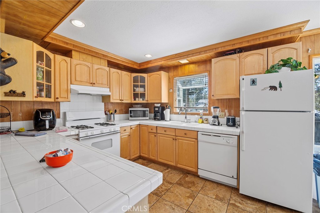 366 Curly Property Photo 7