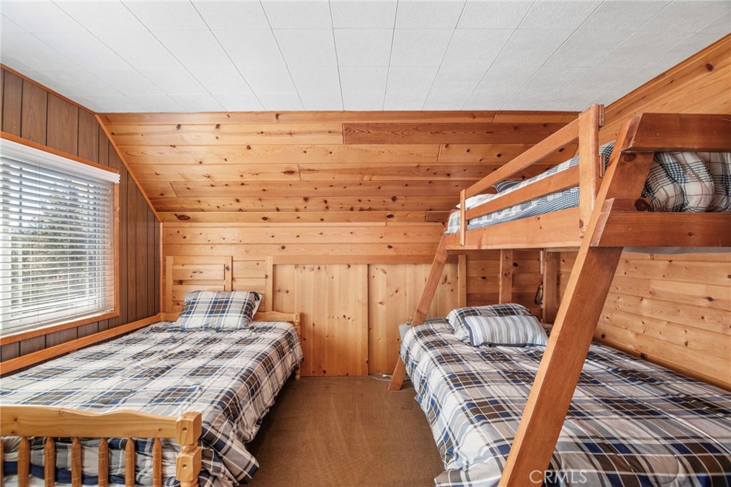 366 Curly Property Photo 16
